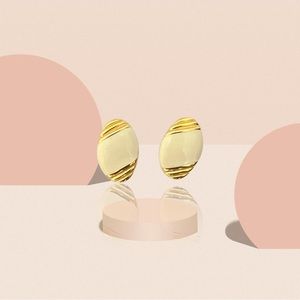 Vintage white and gold earrings